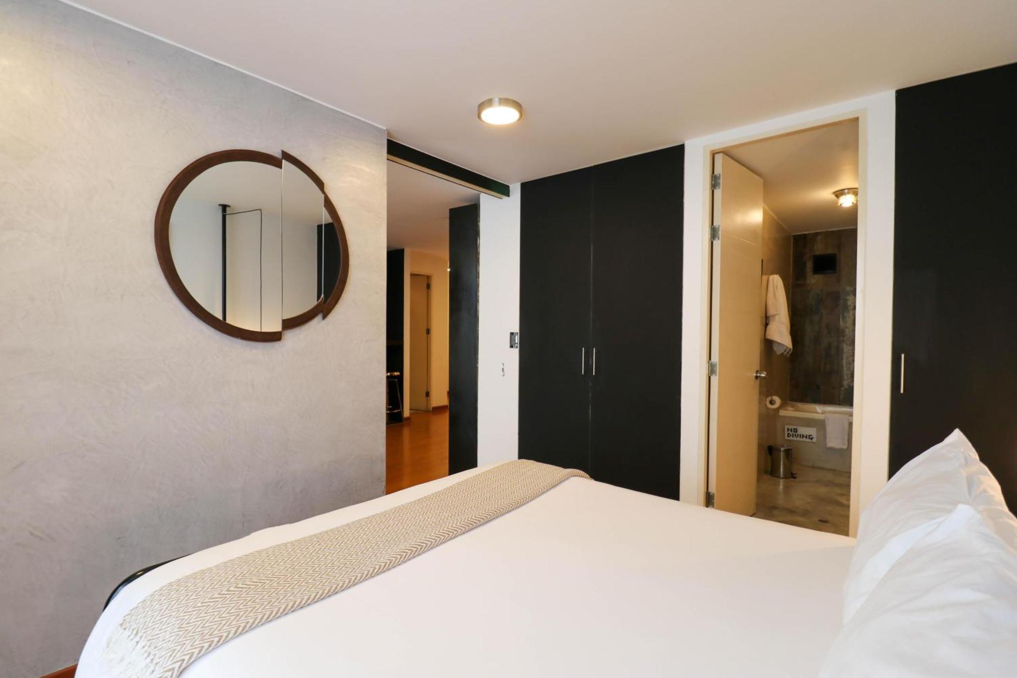 Apartment Art Deco 1br With Pool View In Barranco Lima