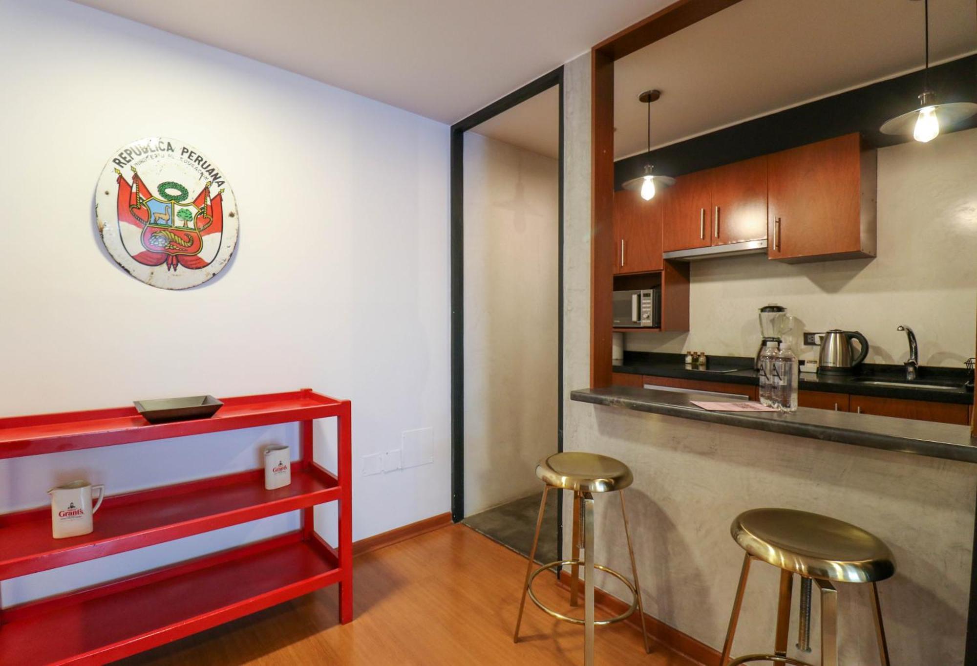 Art Deco 1br With Pool View In Barranco
